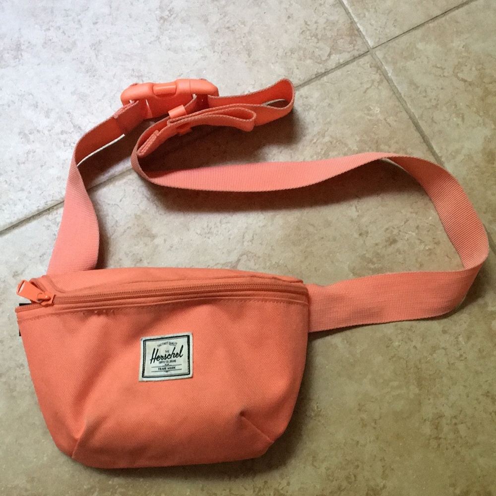 Herschel fourteen Fanny pack